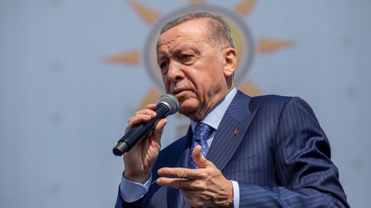 Boj o Istanbul. Erdogan chce zpátky „své“ město